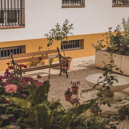 Apartamento Jardin De Santa Paula Sevilla Dış mekan fotoğraf